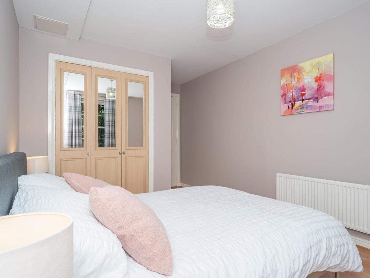 Modern Renovated 2Bed Flat With Free Parking Apartment Edinburgh Exterior photo