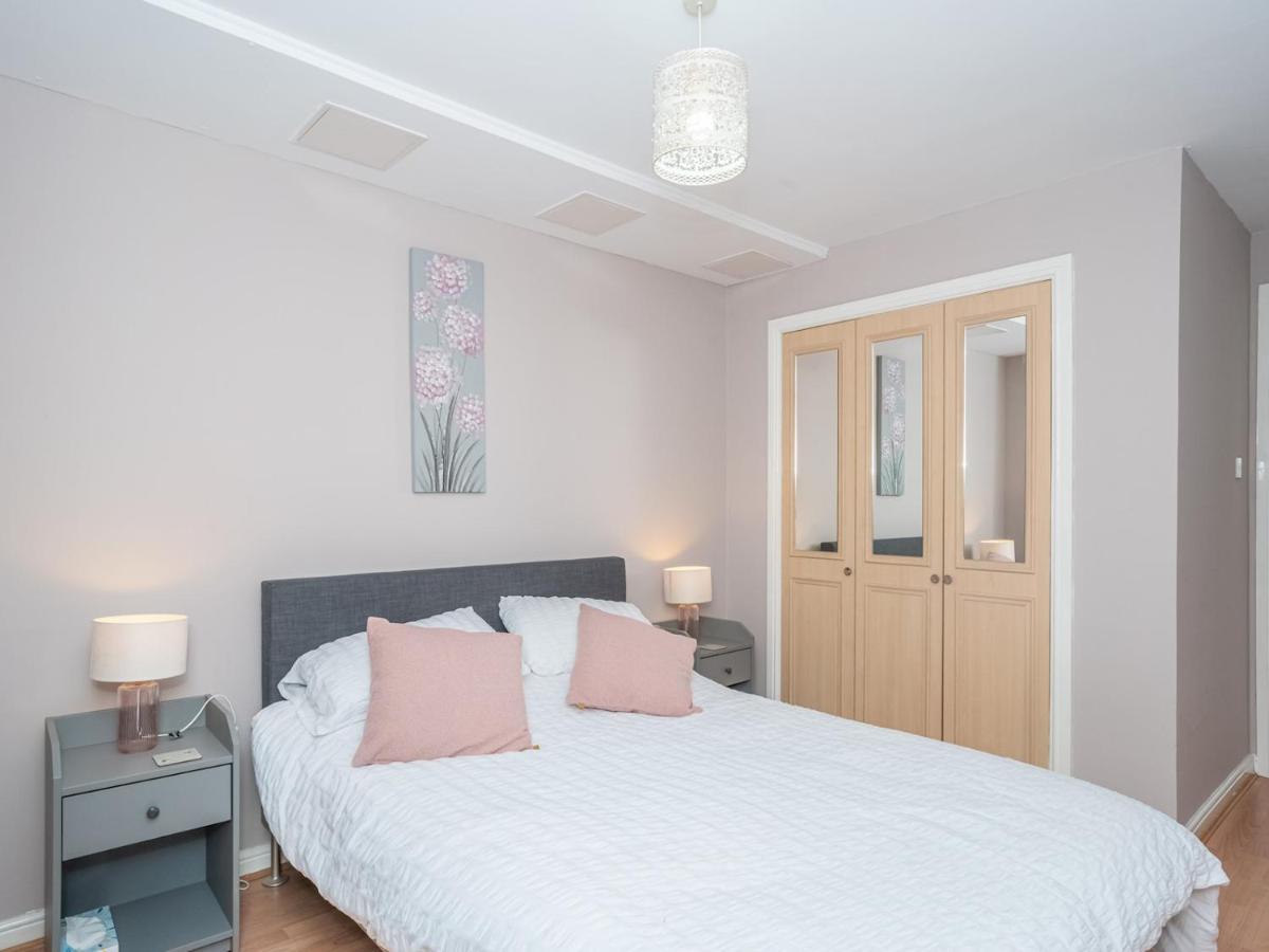 Modern Renovated 2Bed Flat With Free Parking Apartment Edinburgh Exterior photo